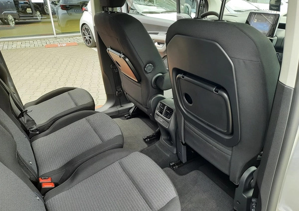 Toyota Proace City Verso cena 129900 przebieg: 6, rok produkcji 2023 z Kleczew małe 92